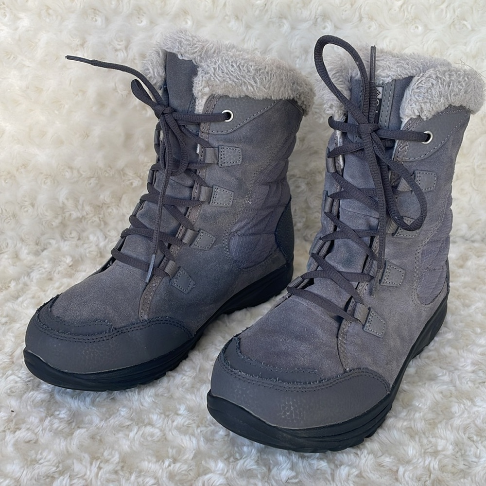 Columbia boots